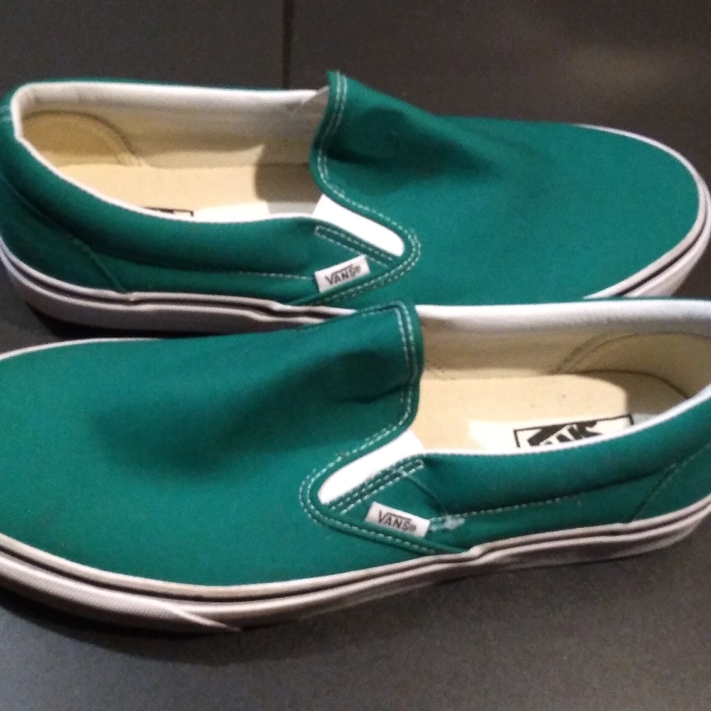 Men's emerald green Van's size 11